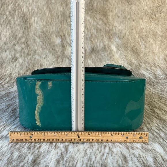 Gucci Teal Blue Microguccissima Patent Leather Crossbody Bag - Picture 15 of 15